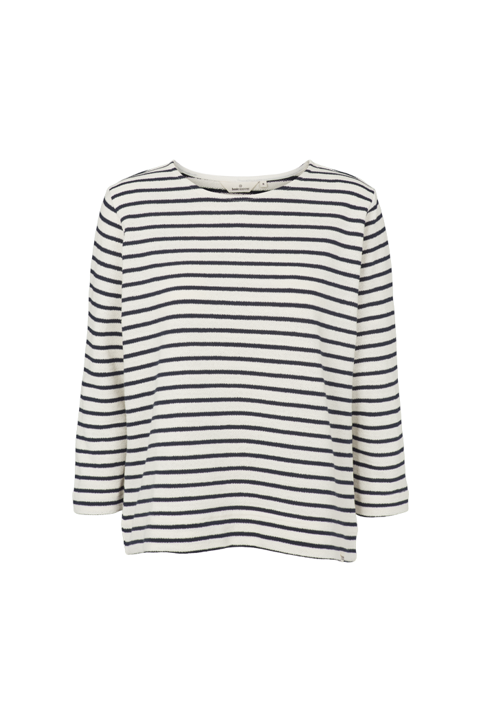 Basic Apparel Mint Loose Tee T-shirts 705 whisper white / Sky captain